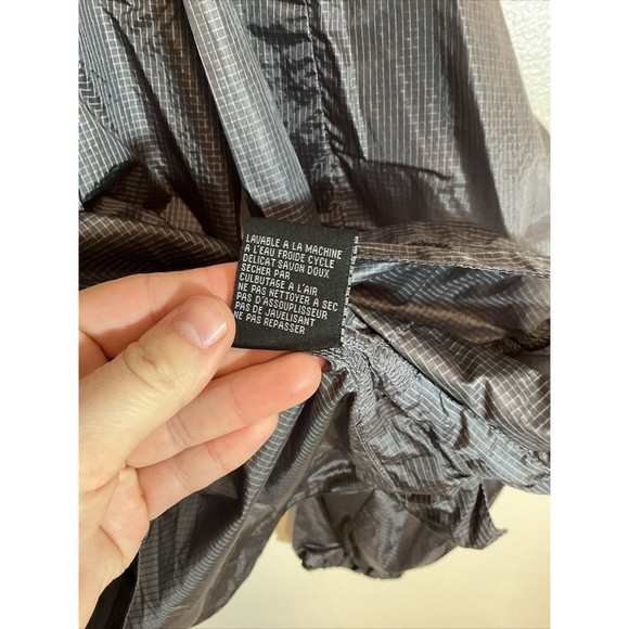 Mountain HardWear Women’s 14 Windbreaker 1/4 Zip Black Nylon Performance - Picture 7 of 10